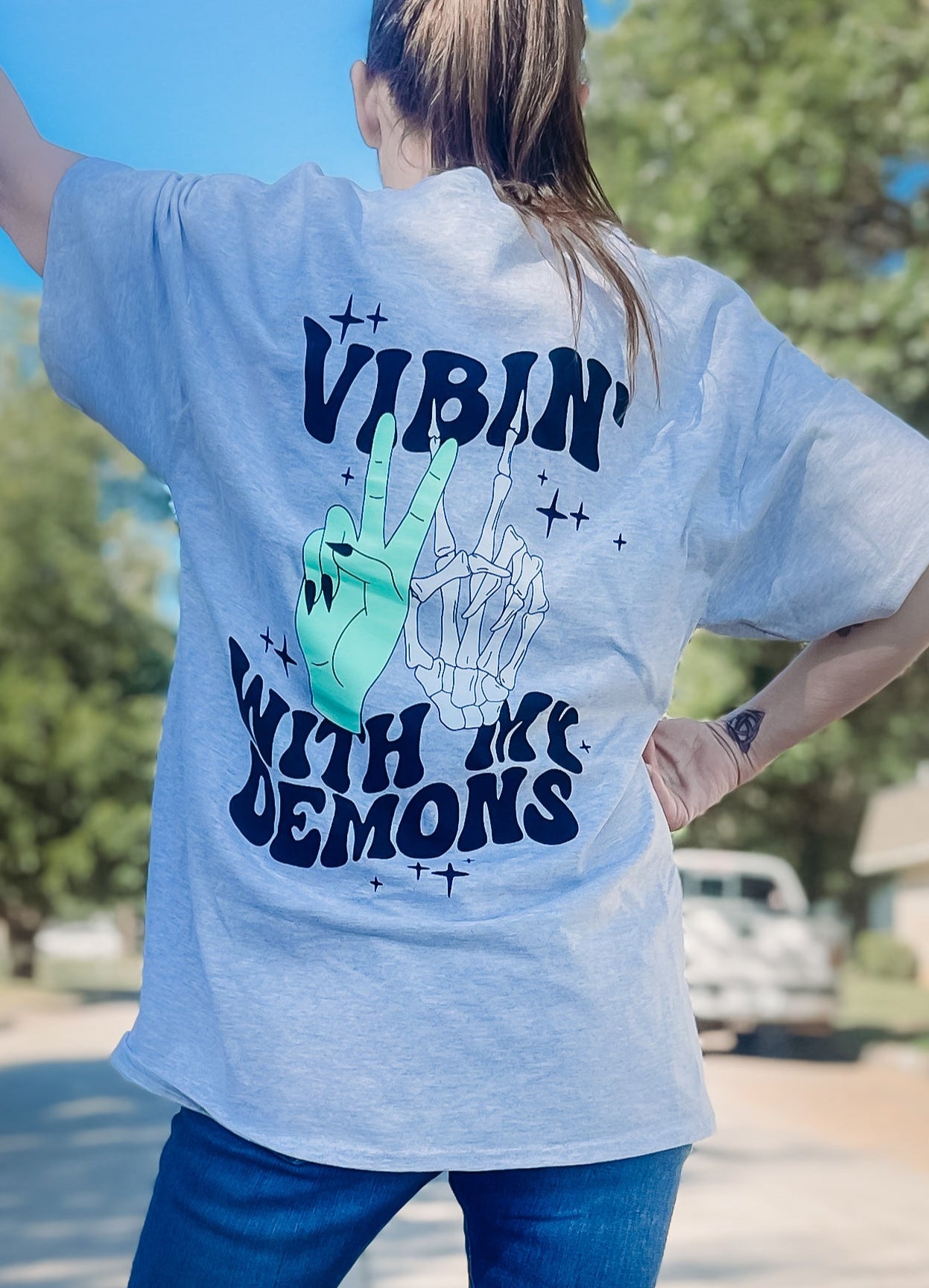 Vibin' Graphic Tee